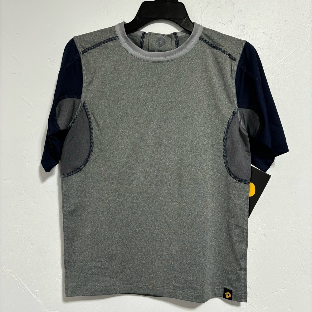 DeMarini Boys CoMotion Under Uniform Game Shirt NWT Gray Navy Mid Youth Medium